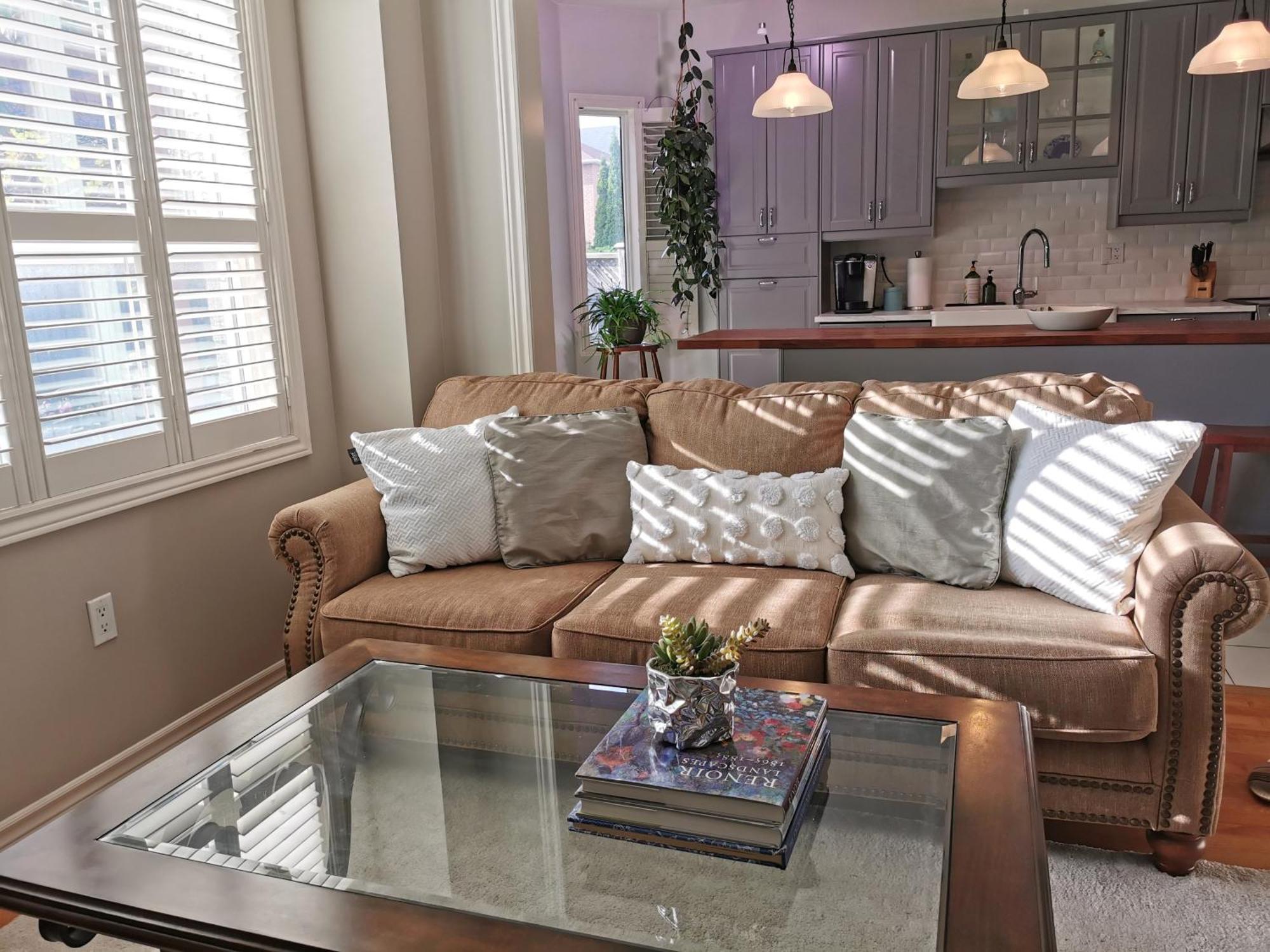 4 Bedroom 3 Washroom Charming Home In Markham With Warm Cozy Vibe エクステリア 写真